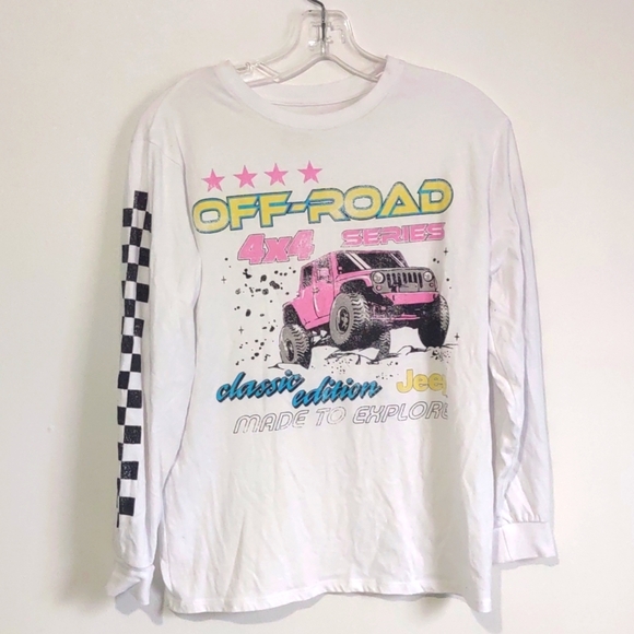 Jeep Other - JEEP girls truck pull long sleeve t-shirt